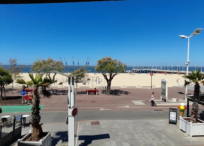 Apartment T1 Centre-ville Avec Parking - Fr-1-319-467